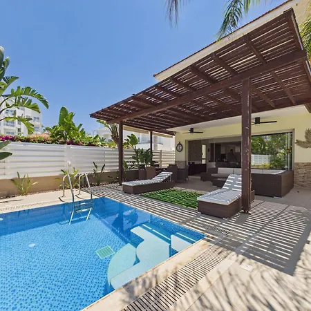 Vila Pernera Front Dream Protaras
